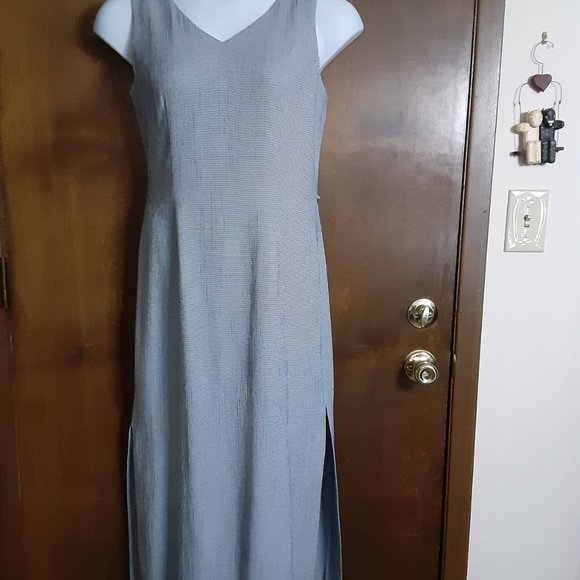 SALE $10 ANN TAYLOR LOFT/MAXI DRESS/SIZE 6 - Picture 2 of 7
